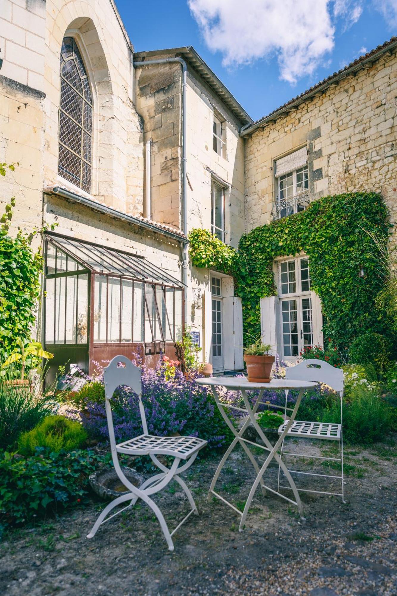 Le Prieure Sainte Croix Hotel Loudun Luaran gambar