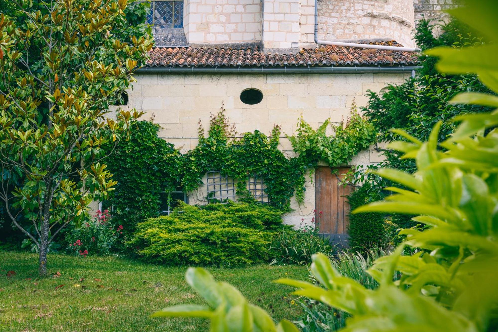 Le Prieure Sainte Croix Hotel Loudun Luaran gambar