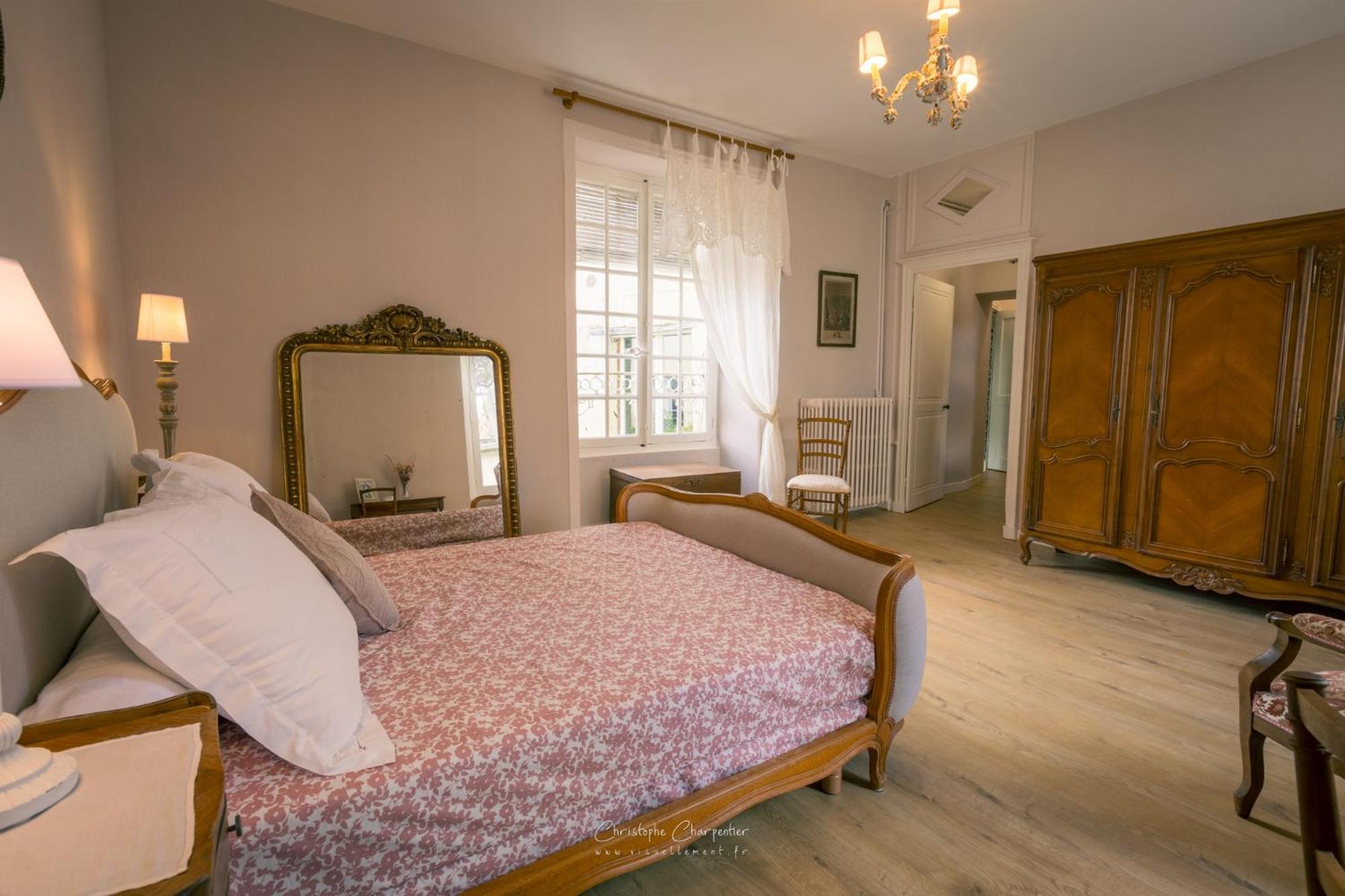 Le Prieure Sainte Croix Hotel Loudun Luaran gambar